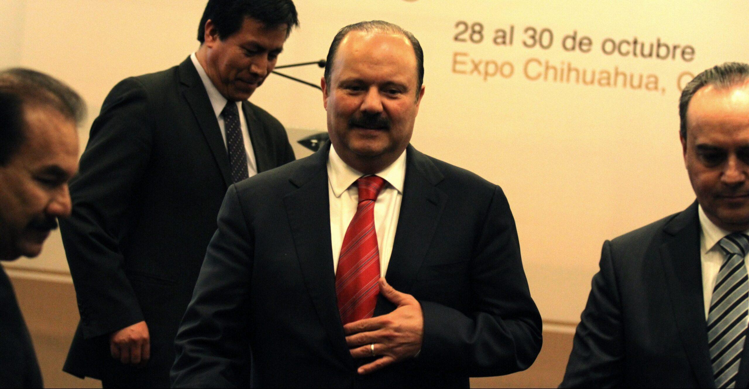 Tres policías del Edomex participaron en el desvío millonario de César Duarte: MCCI