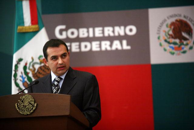 Advierte Cordero que México puede caer en nueva crisis