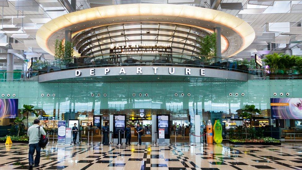Qué tiene el aeropuerto de Changi en Singapur para ser considerado el mejor del mundo por sexto año consecutivo