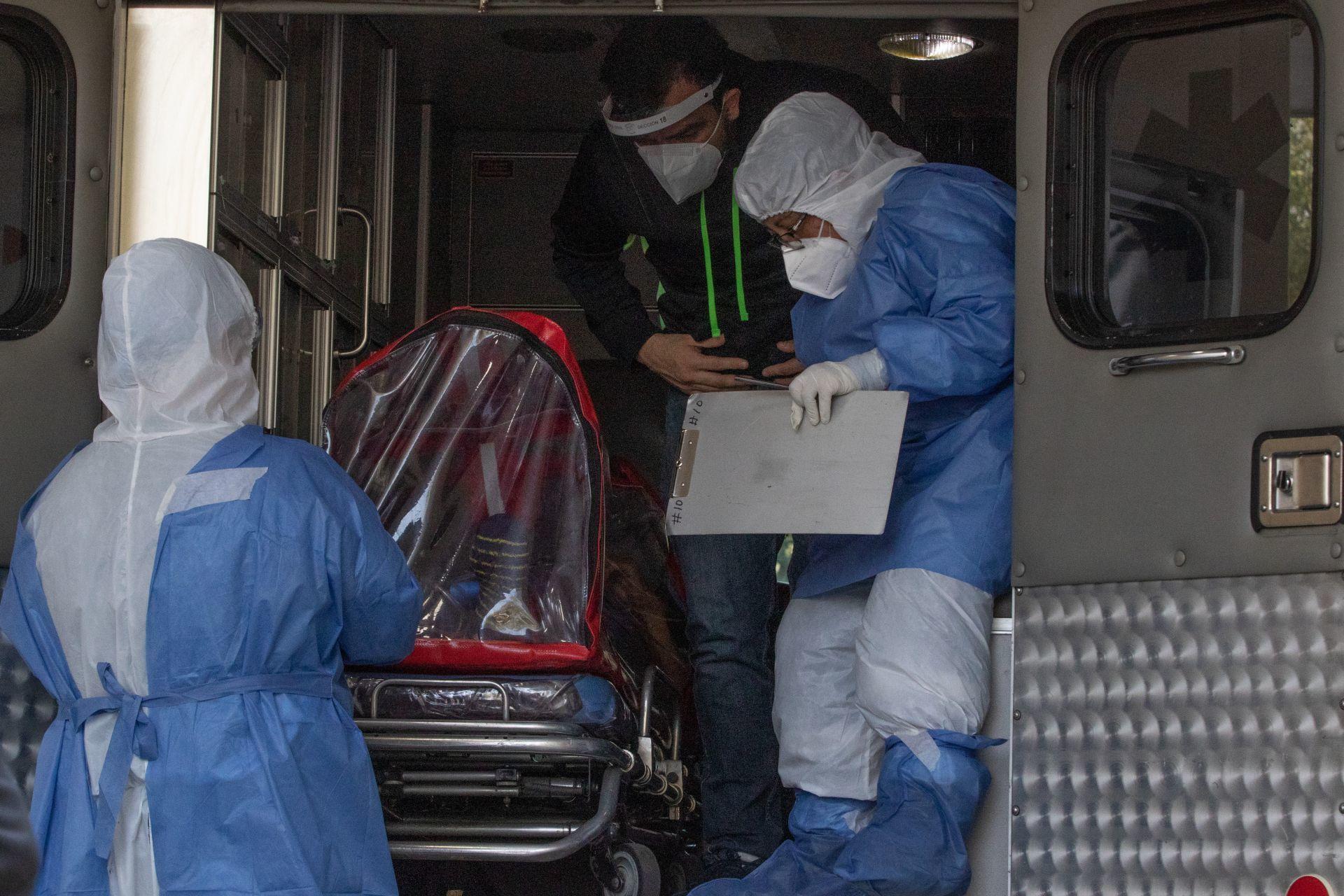 México reporta 12 mil 081 casos de COVID, la cifra más alta registrada en un día