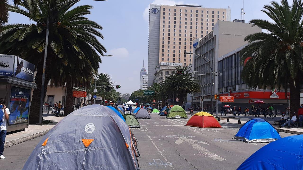 Campamento de Frena se extiende hasta Reforma; hay corte a la circulación