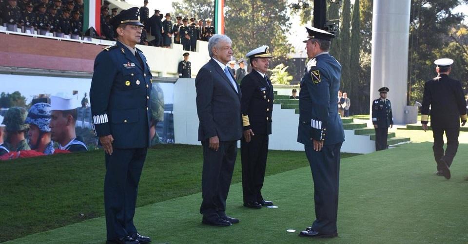 Secretarios de Defensa y Marina prometen respeto a los derechos humanos, ante plan de AMLO de crear Guardia Nacional