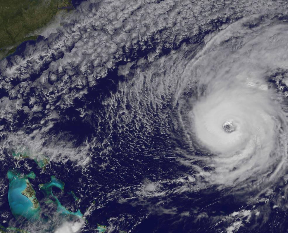 Cómo es Nicole, el huracán tan potente como Matthew del que casi no se habla