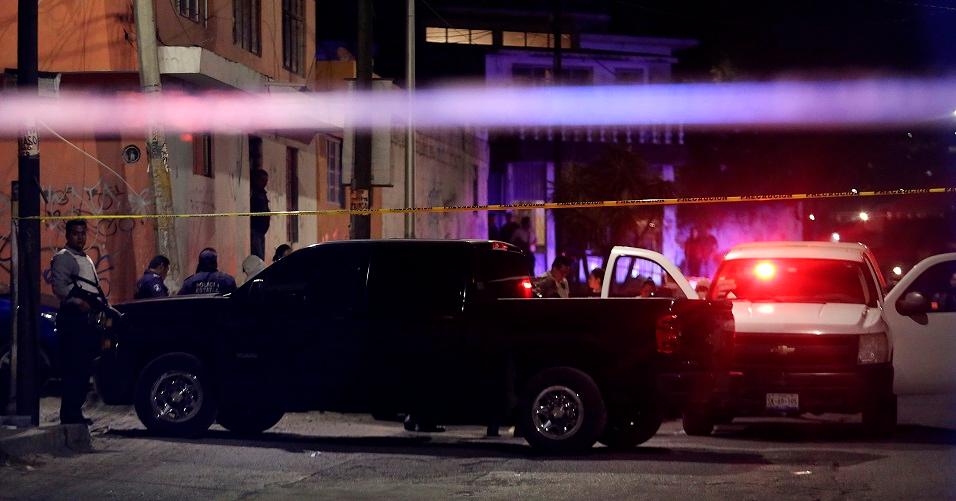 12 personas quedan heridas tras una riña y una balacera en una plaza comercial de Cuernavaca