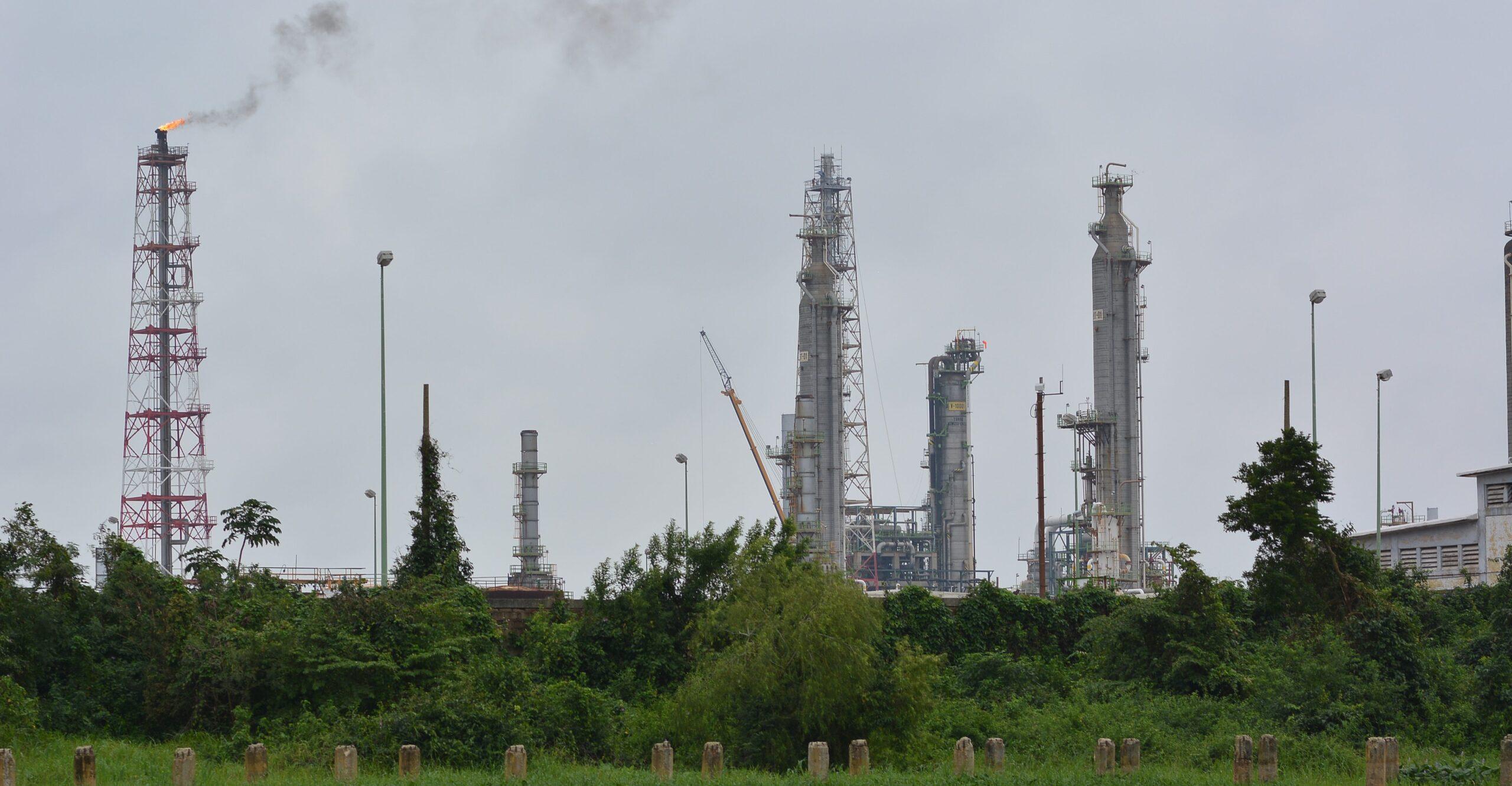 Solo 4 empresas participarán en licitación para refinería en Dos Bocas, son “las mejores del mundo”, dice Sener