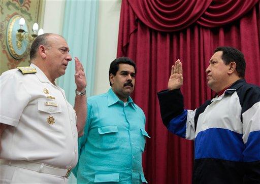Chávez “reaparece” en la Cumbre de América Latina