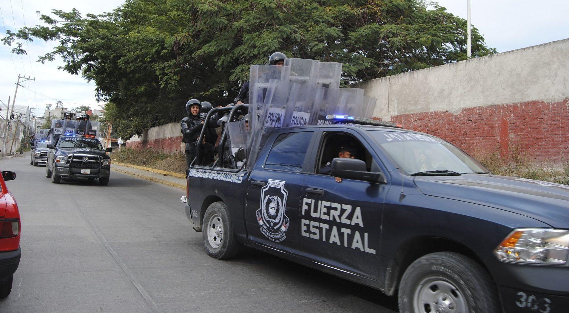 Emboscan a policías estatales en Tetipac, Guerrero; hay seis elementos muertos