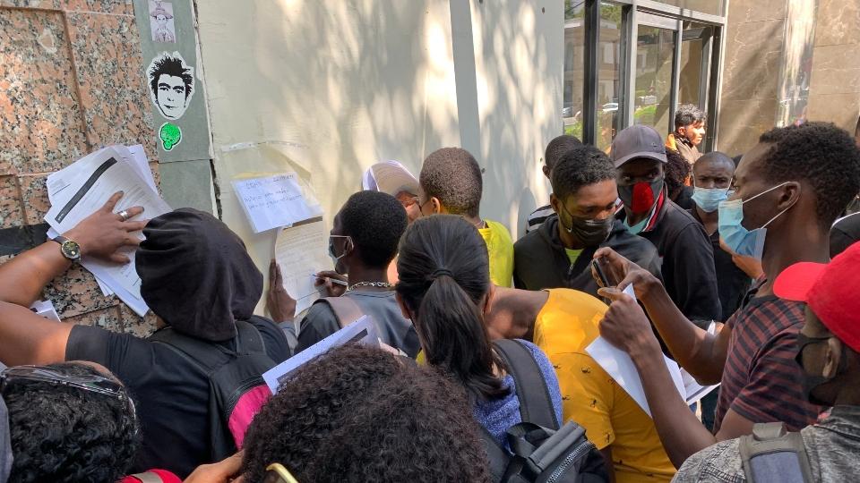 Haitianos llegan a CDMX en busca de refugio; albergues están saturados