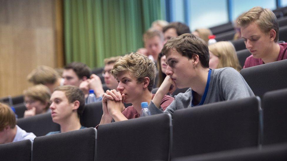 Holanda, el país que teme perder su idioma porque las universidades no lo usan