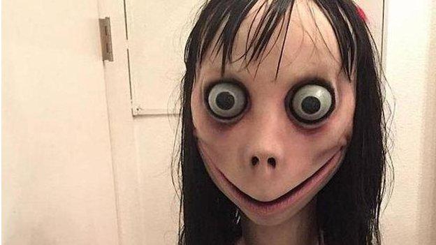 Qué es “Momo”, el juego viral por WhatsApp que preocupa a las autoridades en América Latina