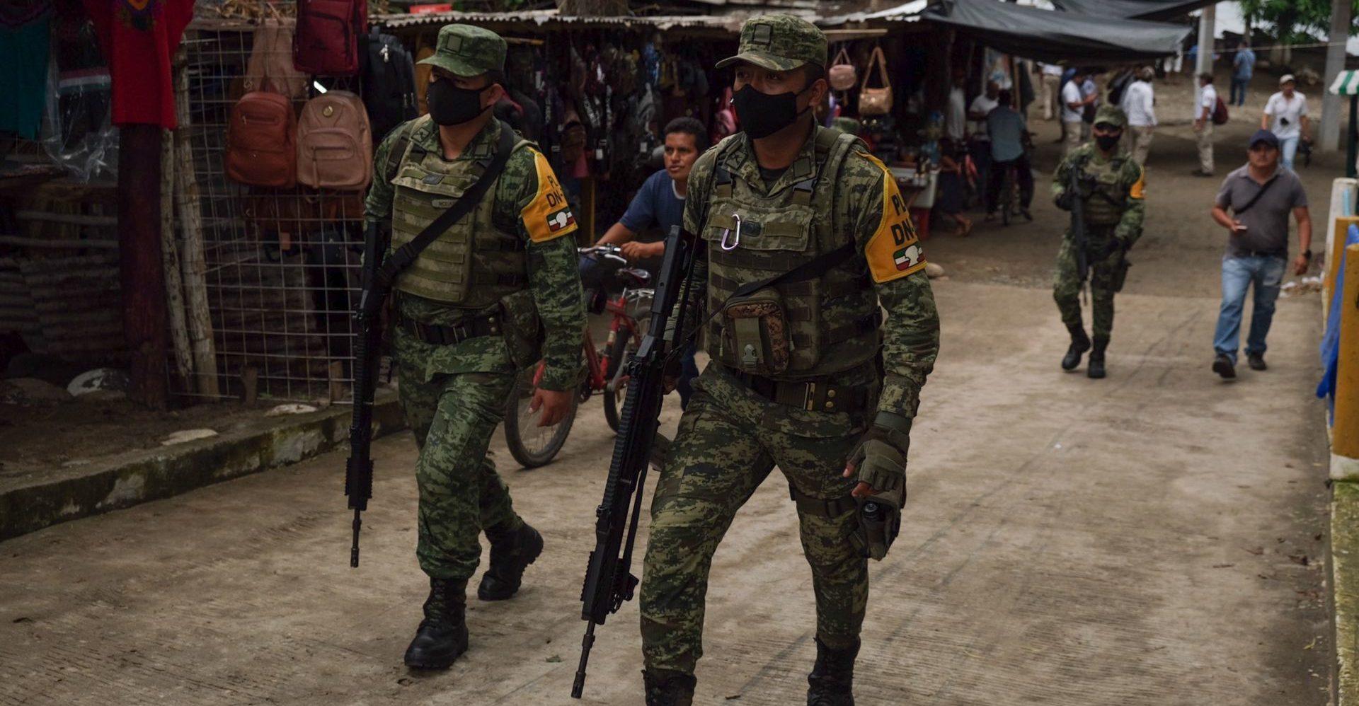 ONG gana primer amparo contra acuerdo de AMLO para el uso de militares en tareas de seguridad
