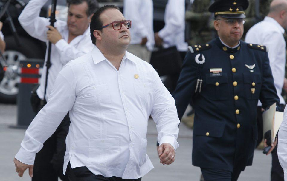 Duarte promulga ley que quita fuero a alcades y gobernador y crea fiscalía anticorrupción
