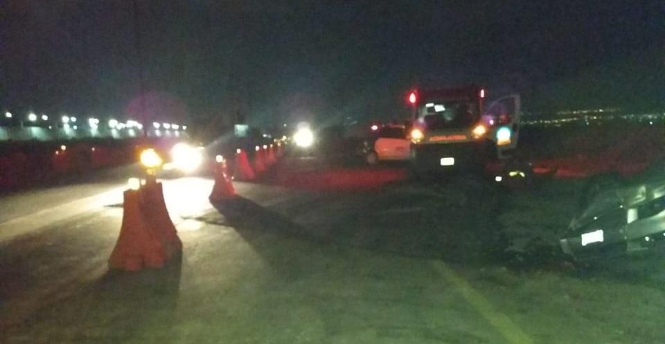 Grava del NAICM en autopista Peñón-Texcoco provocó volcadura y muerte de un profesor jubilado, acusan familiares