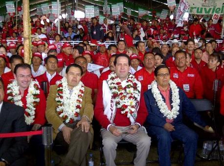 Círigo <i>le da el sí</i> a Eruviel