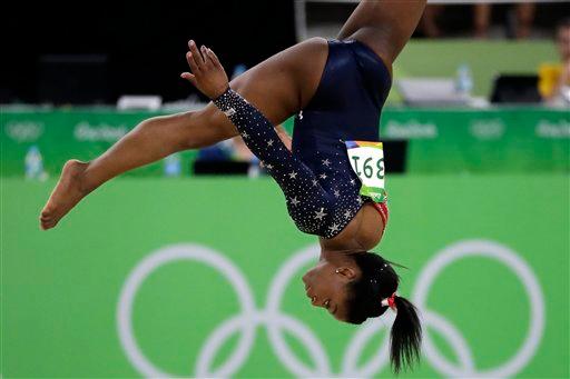 Río 2016: la gimnasta estadounidense Simone Biles no deja de sorprender y gana su tercer oro