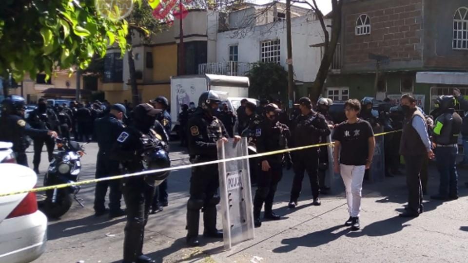 Enfrentamiento en Azcapotzalco deja 4 muertos; 2 eran policías que repelieron agresión