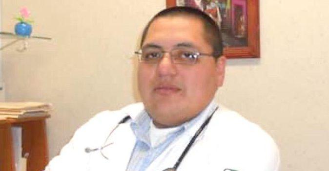 Pepe Porras: el doctor de Tepito que no quiso abandonar a sus pacientes y murió de COVID-19