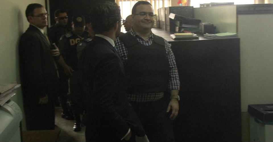 PGR presentará en dos días solicitud de extradición de Javier Duarte