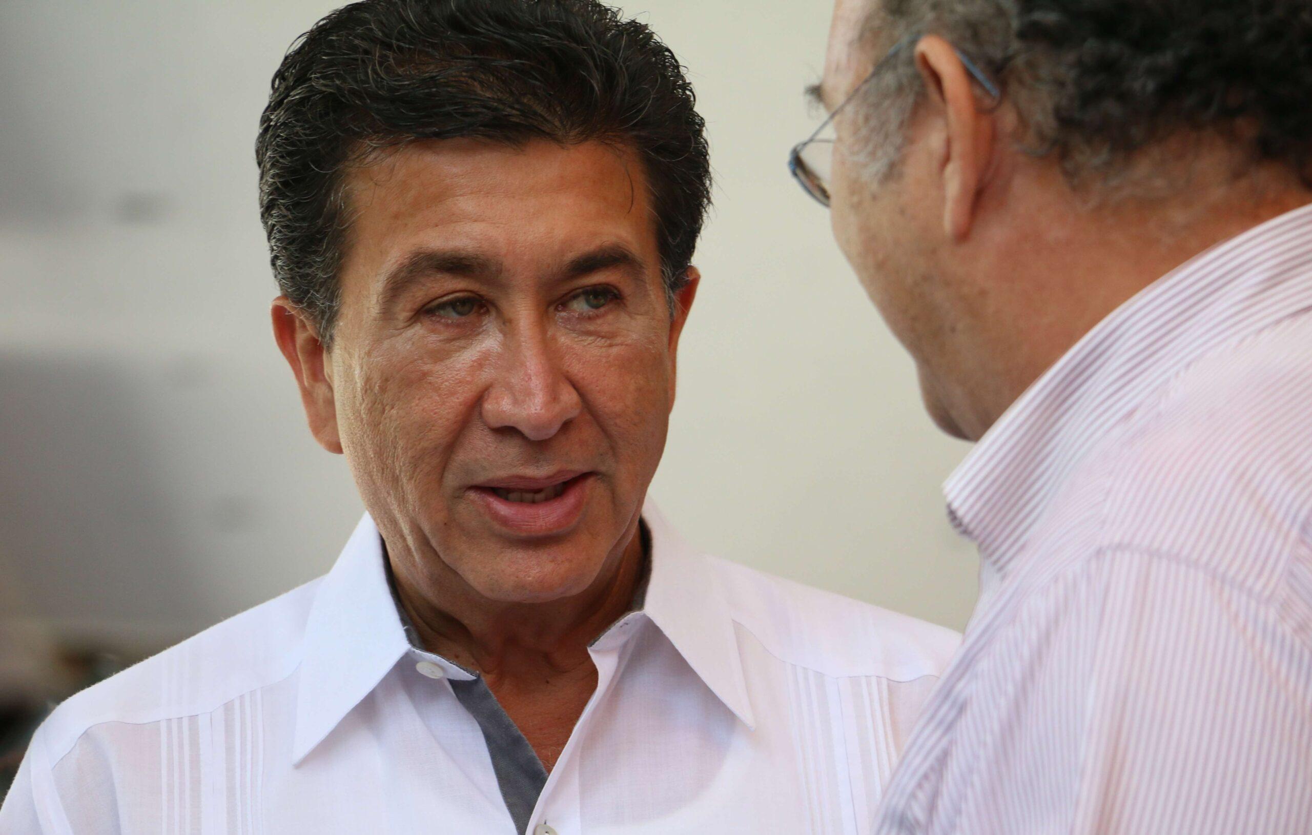 Héctor Yunes acepta su derrota en Veracruz, el PRI deja el poder tras 86 años