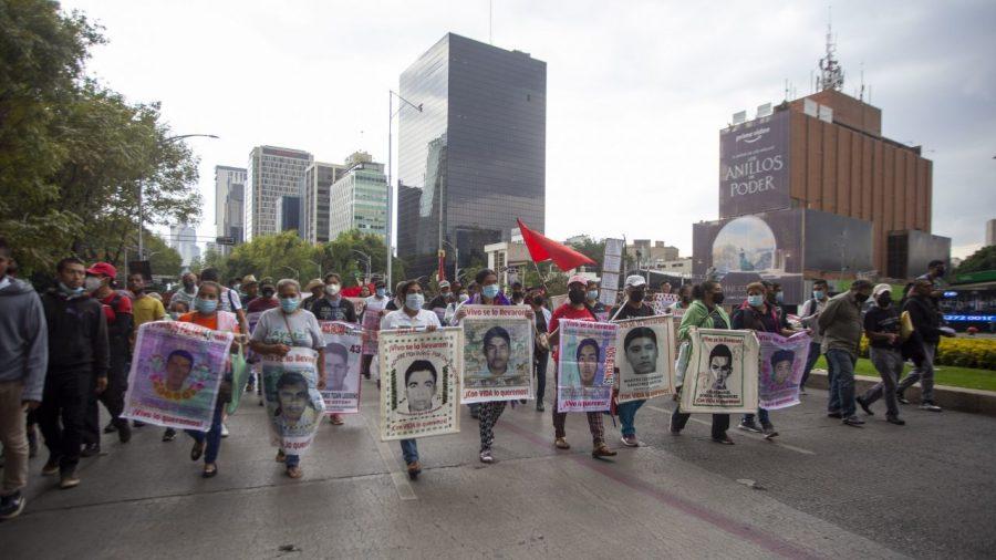 Caso Ayotzinapa: Detienen al general José Rodríguez Pérez por presuntamente ordenar el asesinato de seis de los 43 normalistas
