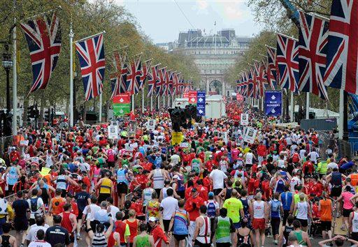 Maratón de Londres rinde tributo a Boston
