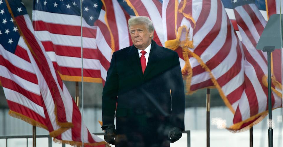 ‘Nos robaron la elección, pero debemos tener paz’: Trump pide a seguidores dejar el Capitolio