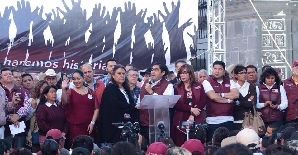 Vigilaremos la actuación del gobierno de Martha Erika Alonso, dice Barbosa en Puebla