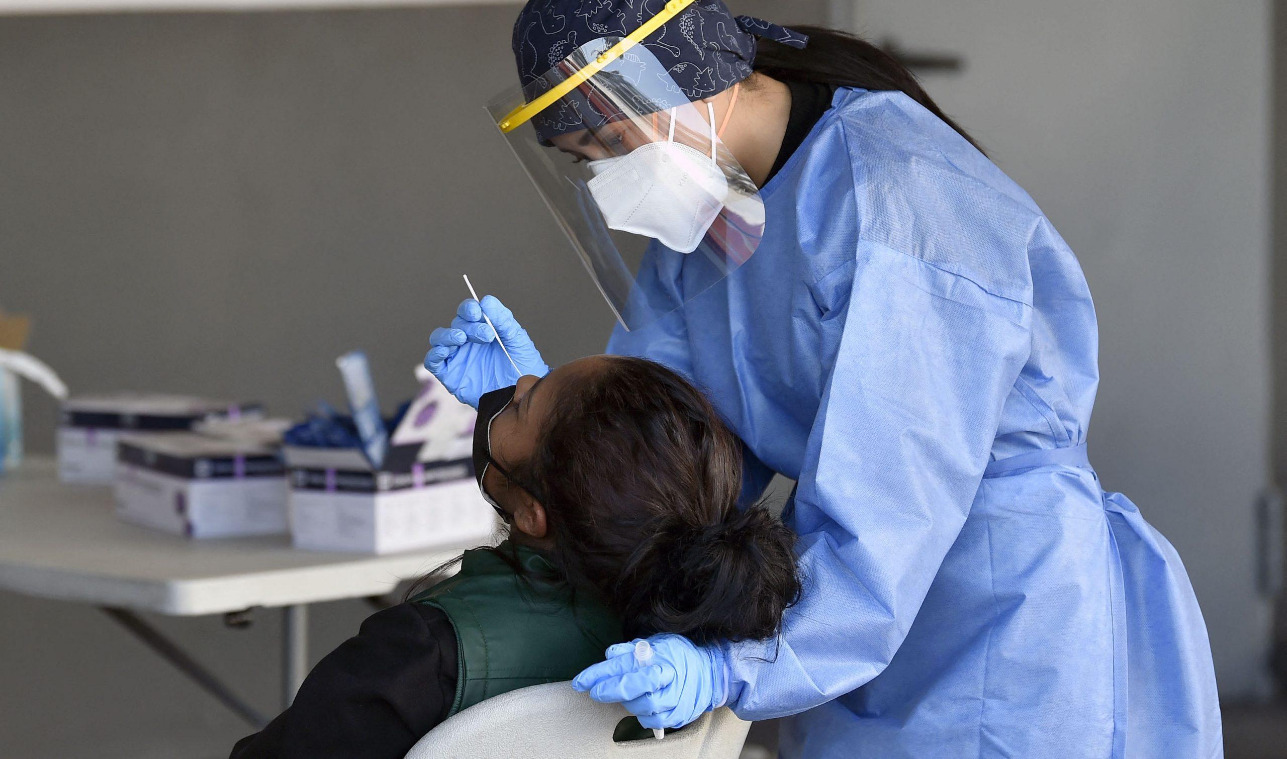 México reporta 33 mil 626 casos de COVID, la mayor cifra en un día