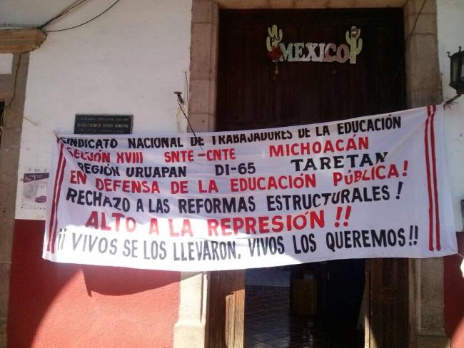 Toma CNTE la mayoría de alcaldías en Michoacán como manifestación por caso Ayotzinapa