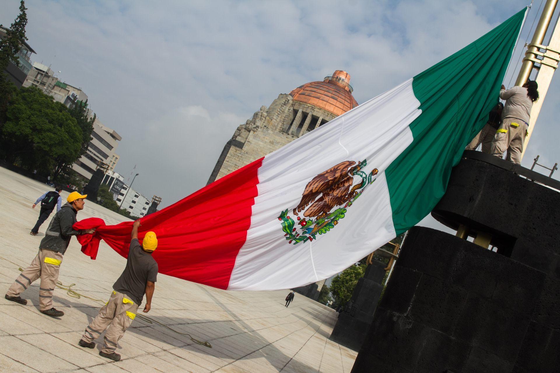 Empeoran los pronósticos para la economía mexicana: OCDE prevé una caída de -10.2%
