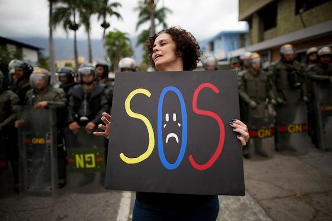 Venezuela autoriza dispersar marchas si no tienen permiso de la autoridad
