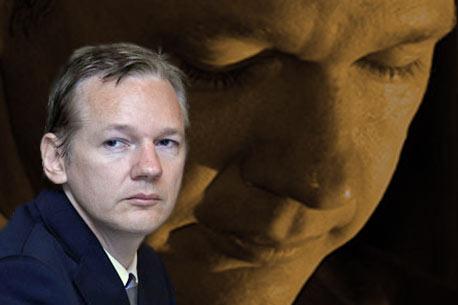 Assange, aislado en la cárcel “por su propia seguridad”