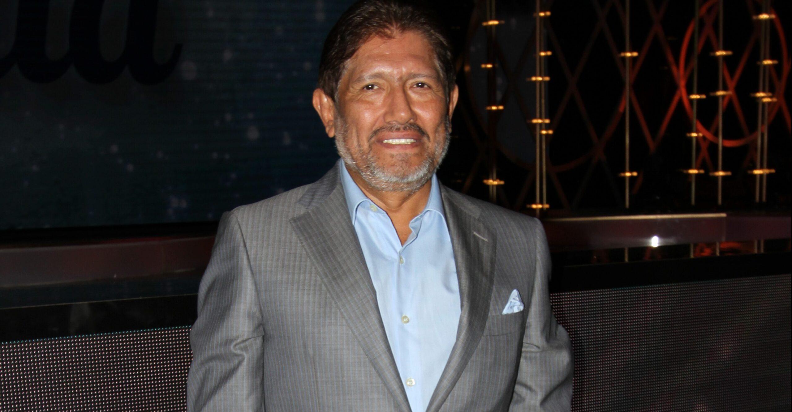 El productor Juan Osorio es golpeado y asaltado dentro de su casa por cuatro sujetos