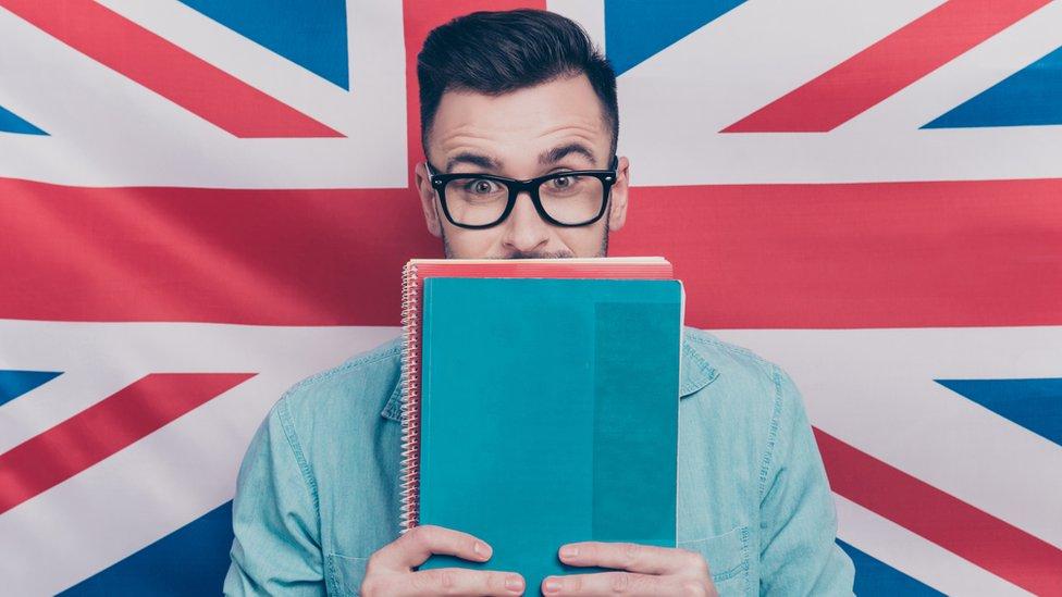 Los países que mejor y peor hablan inglés como lengua extranjera (y en qué lugar queda América Latina)