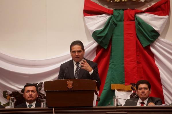 Aureoles dice que Morelia, Uruapan y Lázaro Cárdenas serán municipios seguros en un año