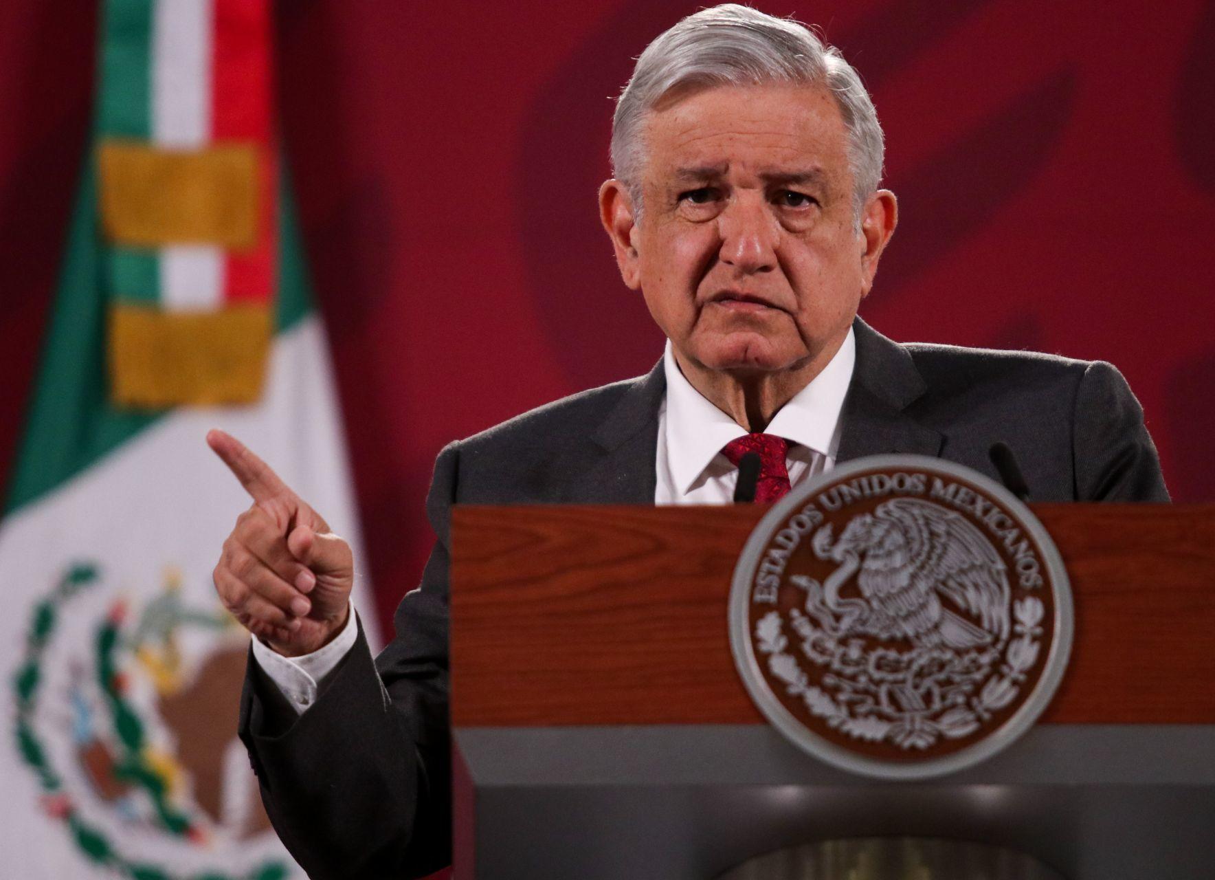 AMLO visitará 5 estados del centro del país pese a que semáforo está en rojo