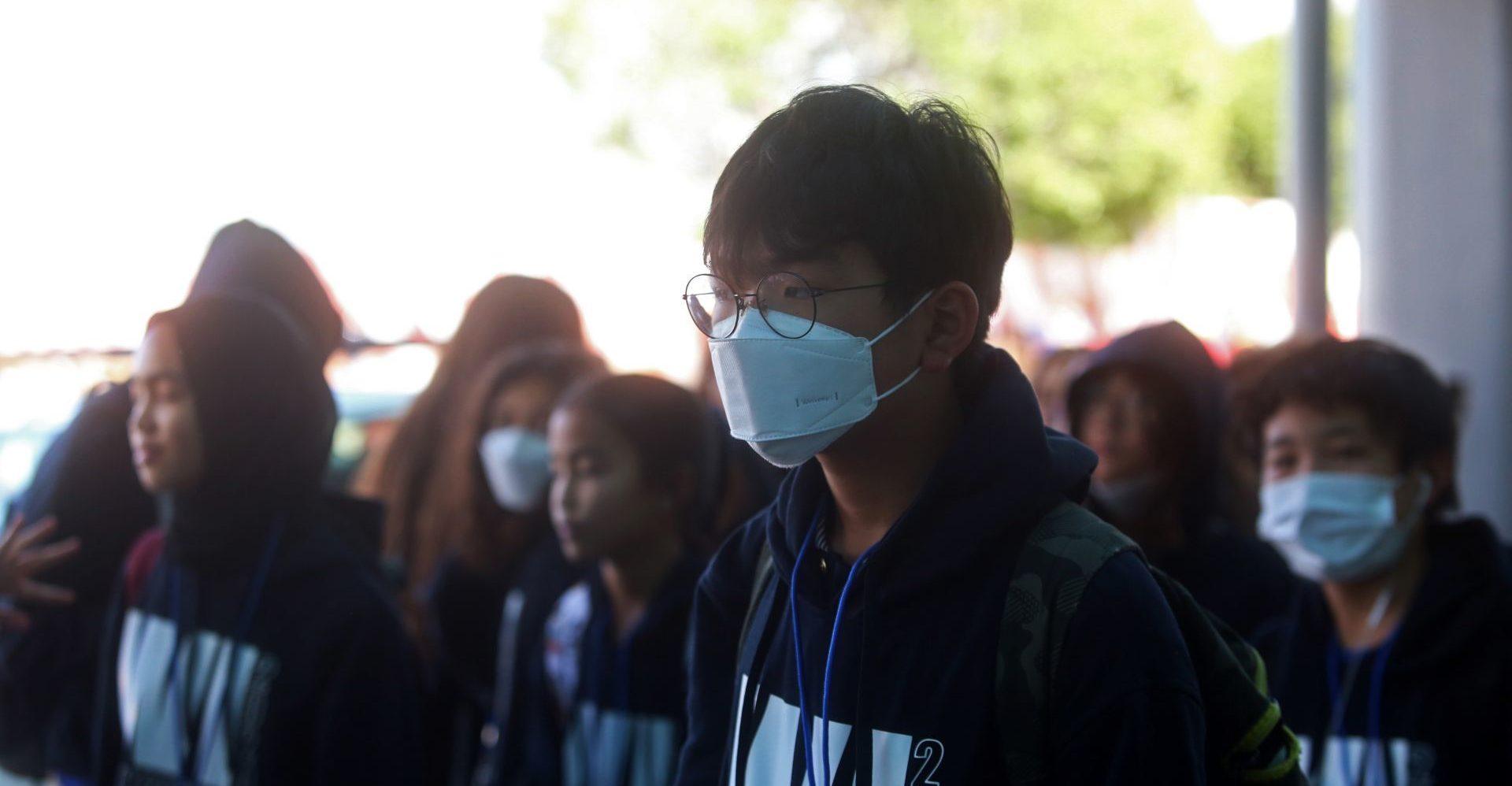 OMS alerta sobre riesgo de pandemia por coronavirus; podría extenderse a más países