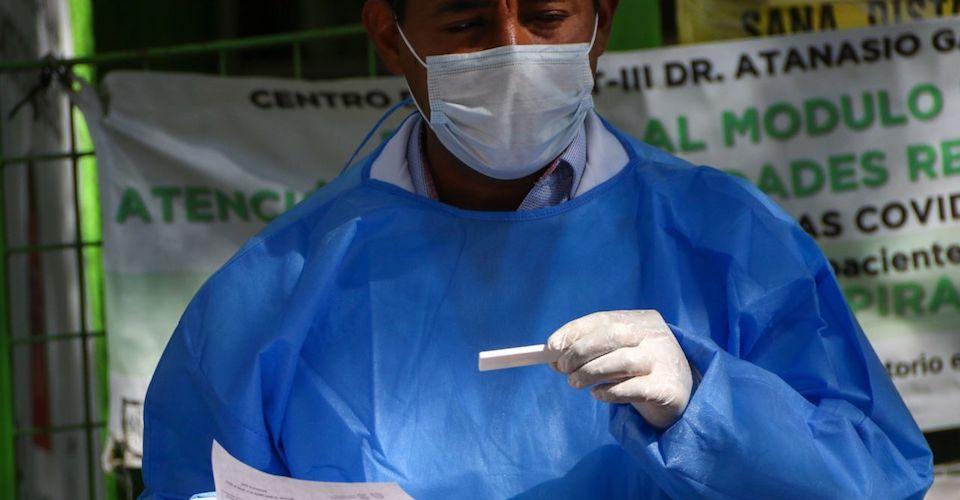 Salud reporta 829 muertes por COVID, la mayor cifra en la cuarta ola