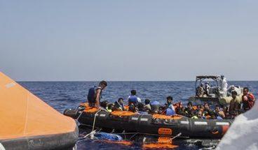 Italia rescata a tres mil migrantes a la deriva en el Mediterráneo