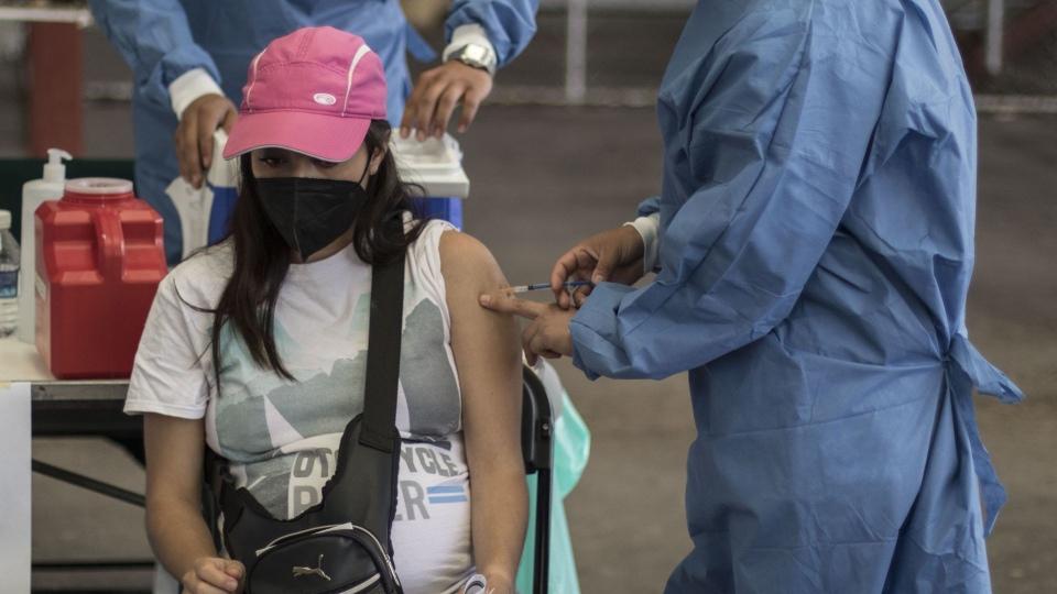 Inicia vacunación a personas de 30 a 39 en cinco alcaldías de CDMX