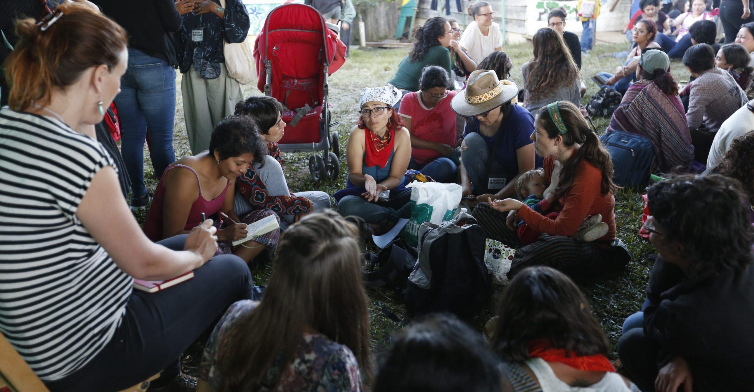 Mujeres comparten sus historias de violencia durante el encuentro en territorio zapatista