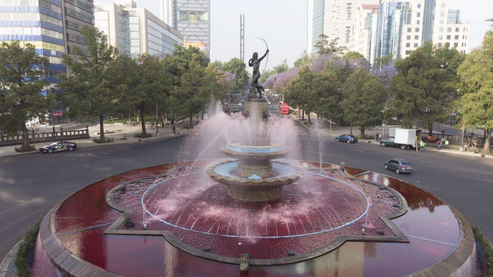 La Minerva, en Guadalajara, y la Fuente de la Diana en CDMX, se tiñen de rojo