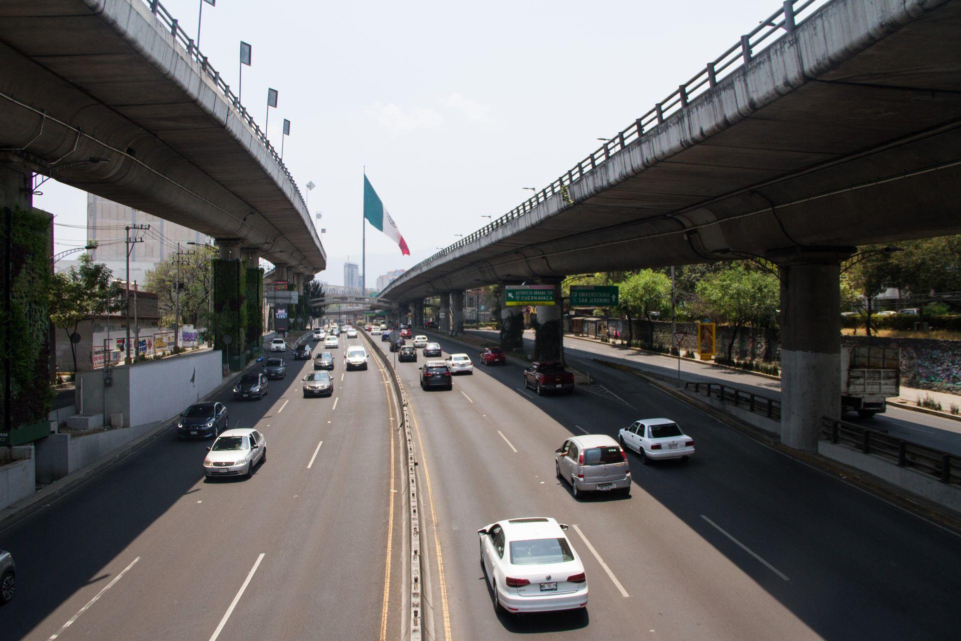 Economía mexicana crece 12.1% en el tercer trimestre tras un desplome histórico por COVID-19
