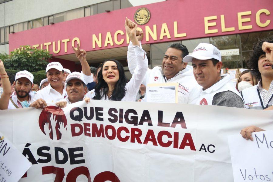 Que Siga la Democracia: una asociación de exlegisladores, familiares de gobernantes y líderes de Morena con financiamiento opaco