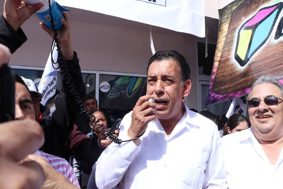 Humberto Moreira demanda a Reforma y Vanguardia por difamación, niega fortuna en el extranjero
