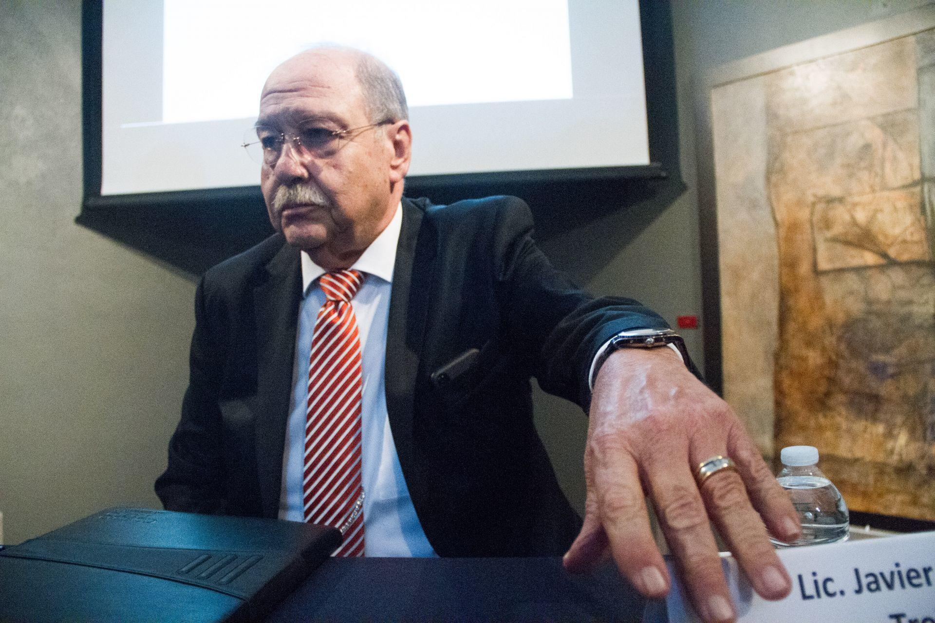 Abogado Javier Coello dice que Lozoya no tiene pruebas de acusaciones; demandará al fiscal Gertz