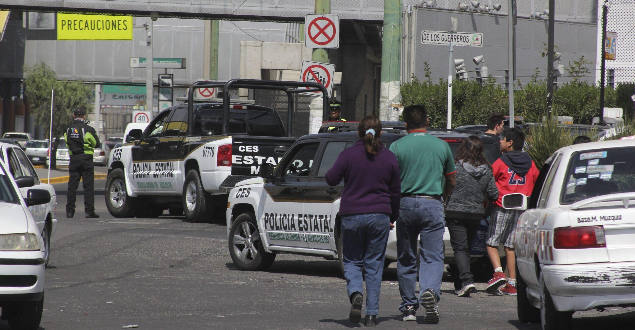 Bala perdida mata a mujer que esperaba un camión en la Avenida Central en CDMX