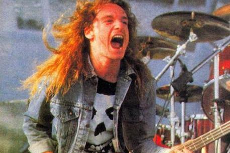 Pionero del <i>headbanging</i> con Metallica cumpliría 50 años hoy