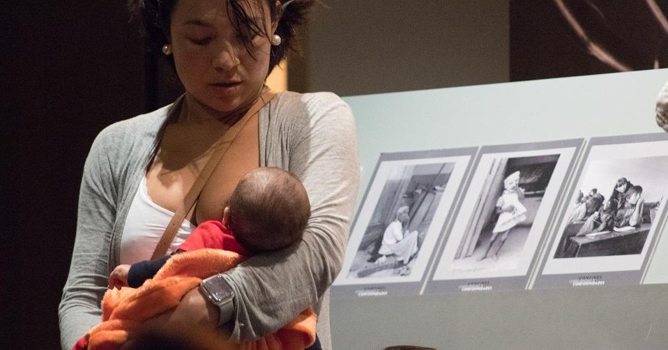 Hacen ‘Tetada’ en Museo de Arte tras desalojo de una madre por amamantar