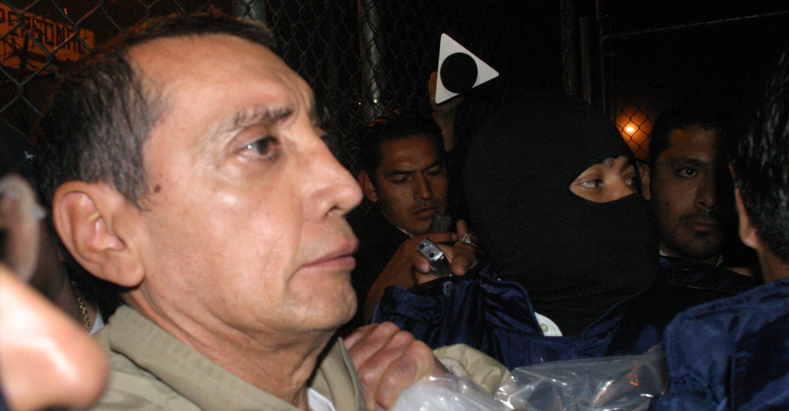 AMLO alista indultos a presos y buscará prisión domiciliaria de Mario Villanueva